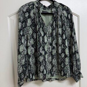 Green and White Snake Print Blouse
